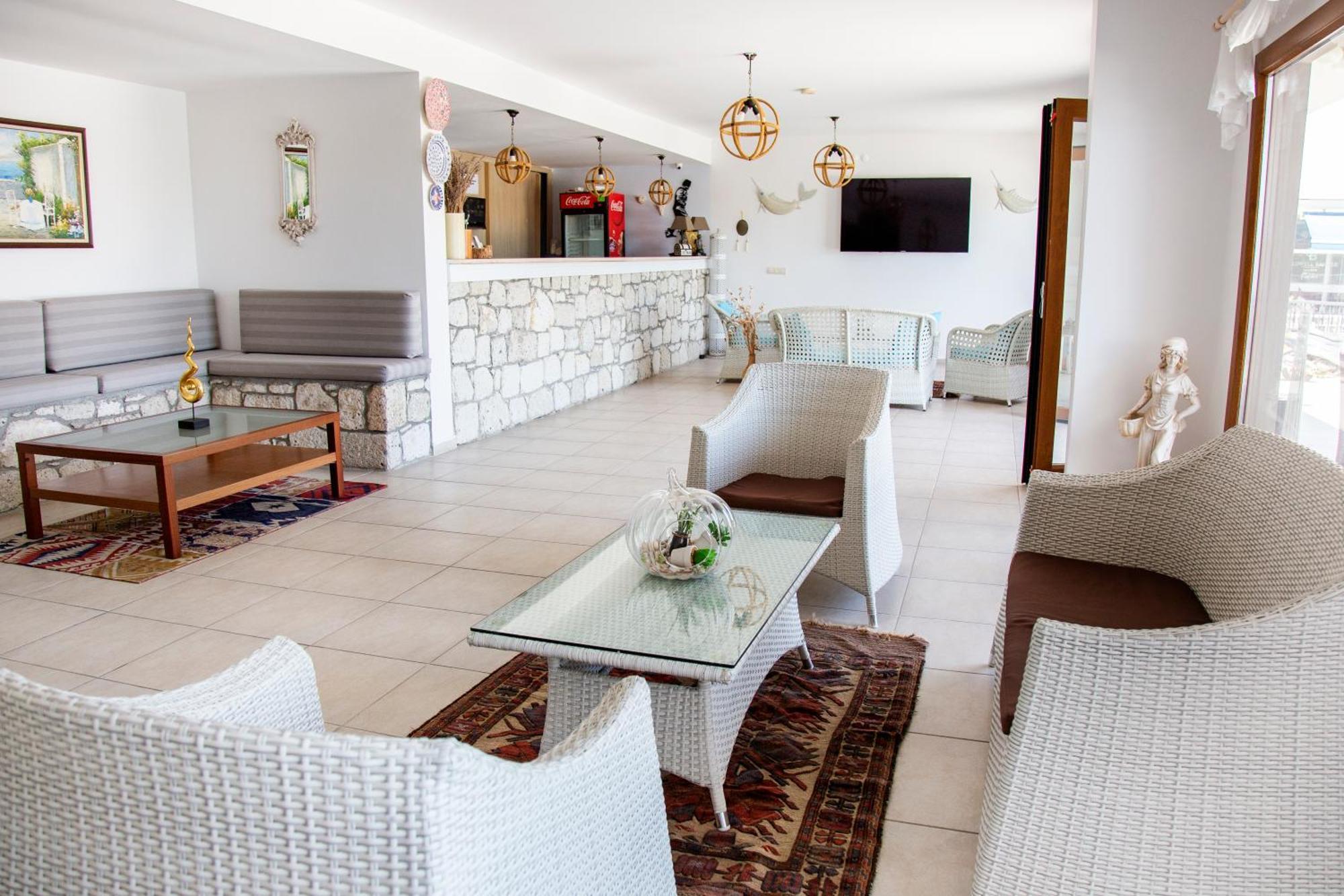 Çeşme Bartu Otel מראה חיצוני תמונה
